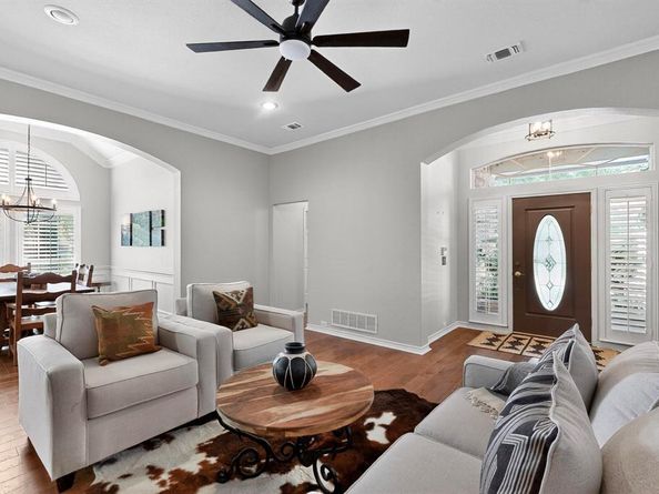 5900  Sandhill Circle , The Colony Texas 75056
