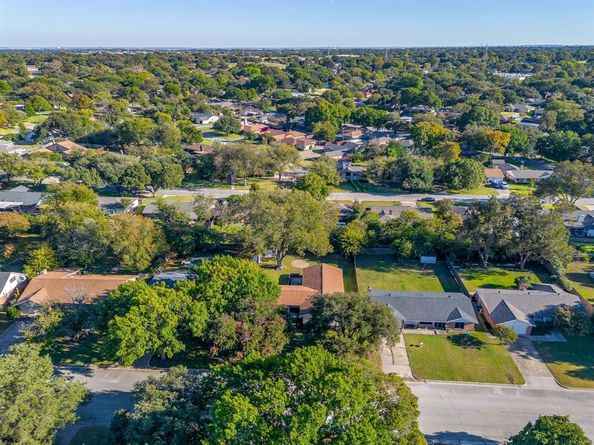 6105  Trail Lake Drive , Fort Worth Texas 76133