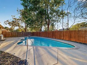 6407  Redwood Lane , Rowlett Texas 75089