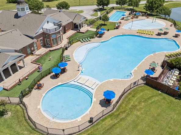 292  Jefferson Lane , Fate Texas 75189