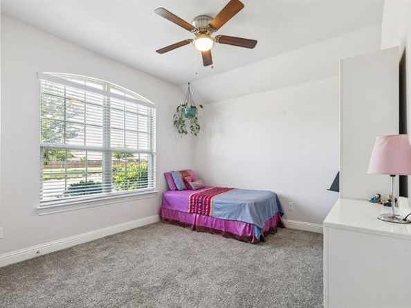 292  Jefferson Lane , Fate Texas 75189