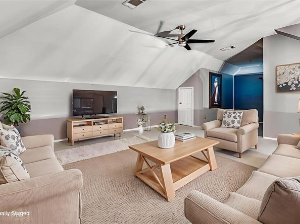 1408  Pierron Drive , Arlington Texas 76002