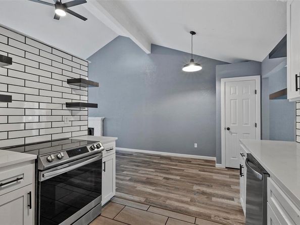 10001  Pack Saddle Trail , Fort Worth Texas 76108