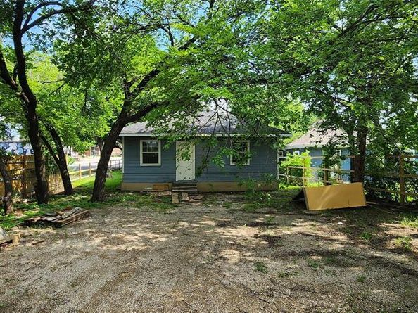 940 W 7th Street , Dallas Texas 75208