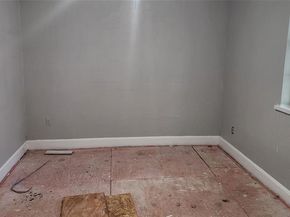 940 W 7th Street , Dallas Texas 75208