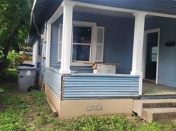 940 W 7th Street , Dallas Texas 75208