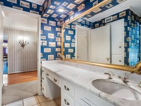 308 N Bailey Avenue , Fort Worth Texas 76107