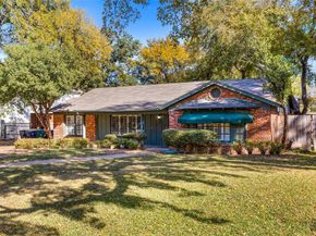 308 N Bailey Avenue , Fort Worth Texas 76107