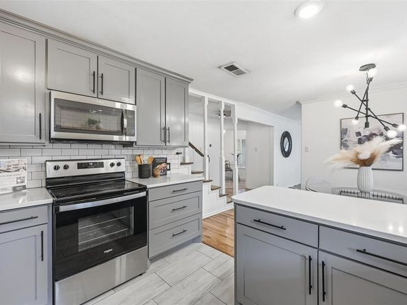 3816  Calmont Avenue , Fort Worth Texas 76107