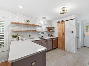 3816  Calmont Avenue , Fort Worth Texas 76107