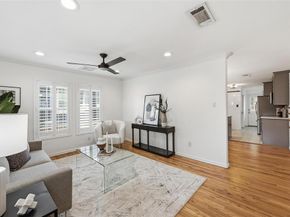 3816  Calmont Avenue , Fort Worth Texas 76107