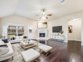 5022  Hidden Creek Road , Garland Texas 75043