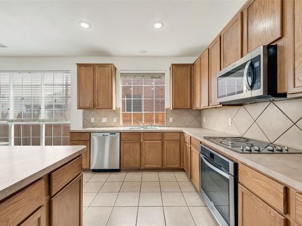 1113  Arbor Gate Drive , Garland Texas 75040