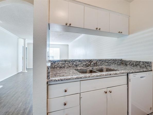 4859  Cedar Springs Road  147, Dallas Texas 75219