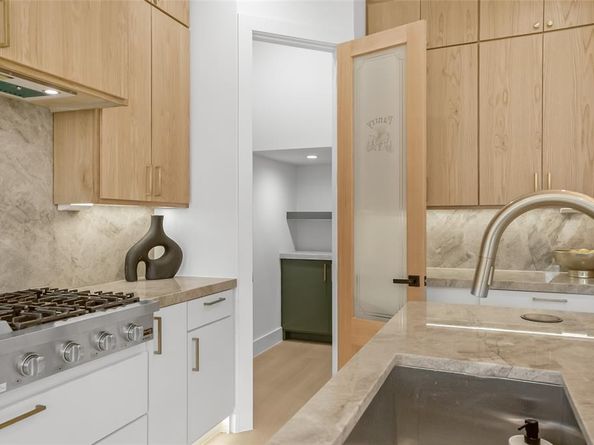 3629  Vilbig Road , Dallas Texas 75212