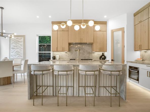 3629  Vilbig Road , Dallas Texas 75212