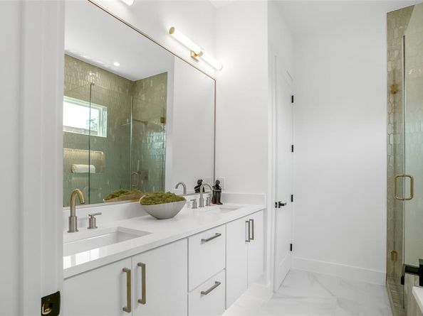 3629  Vilbig Road , Dallas Texas 75212