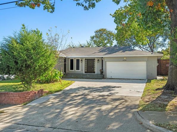 1714 E Union Bower Road , Irving Texas 75061