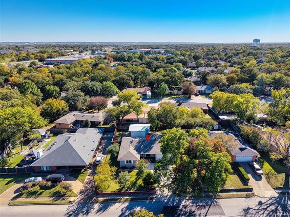 1714 E Union Bower Road , Irving Texas 75061