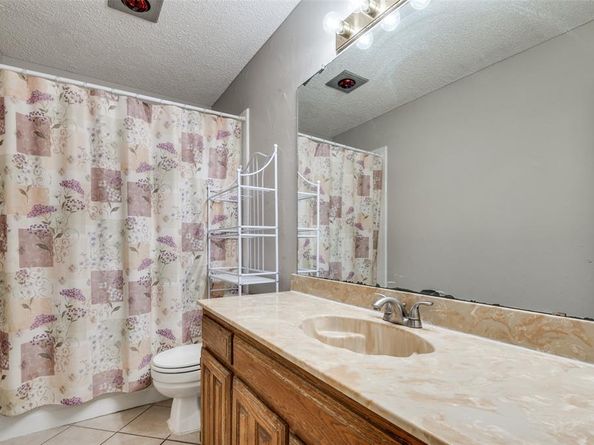 2806  Harvest Lake Drive , Irving Texas 75060