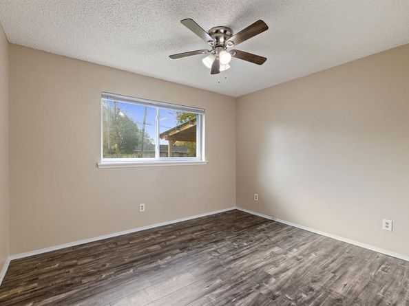 3514  Summit Lane , Garland Texas 75042