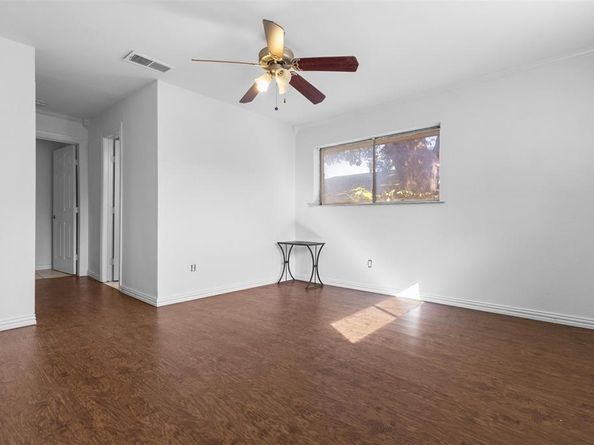 804  Melrose Street , Garland Texas 75040