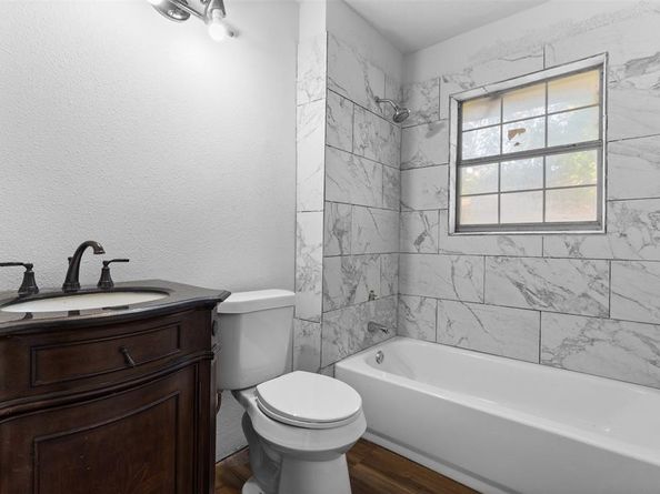 804  Melrose Street , Garland Texas 75040