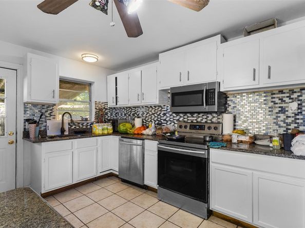 804  Melrose Street , Garland Texas 75040