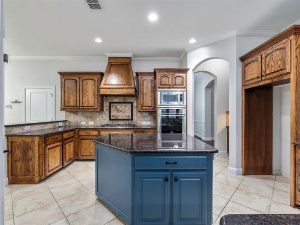 6005  Valentino Court , Colleyville Texas 76034