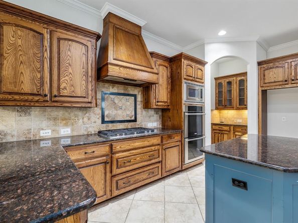 6005  Valentino Court , Colleyville Texas 76034