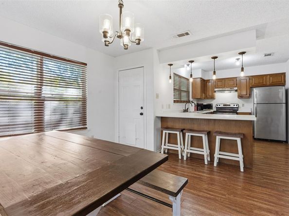 1212  Eagle Lake Drive , Azle Texas 76020