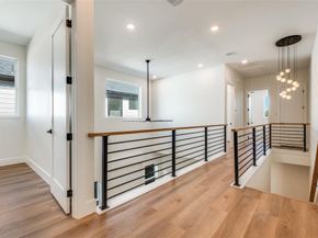 2415  Meyers Street , Dallas Texas 75215