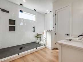 2415  Meyers Street , Dallas Texas 75215