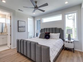 3308  Birmingham Avenue  C11, Dallas Texas 75210