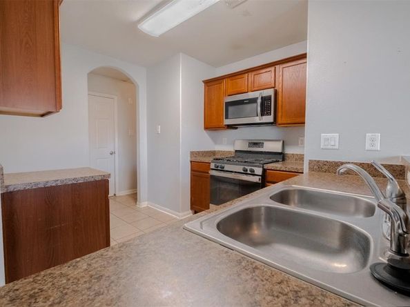 636  Noble Grove Lane , Fort Worth Texas 76140