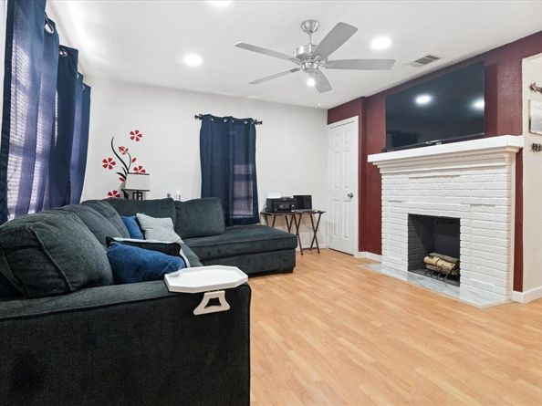 3207  Pine Street , Dallas Texas 75215