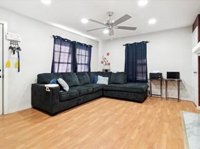 3207  Pine Street , Dallas Texas 75215