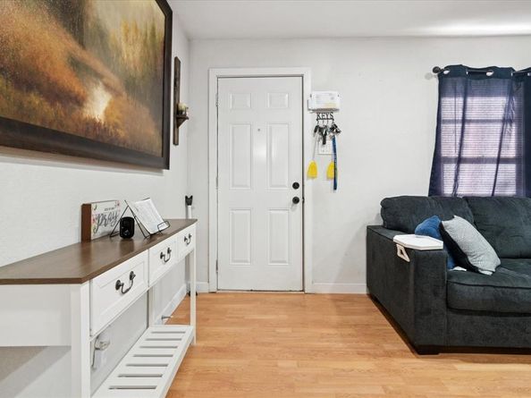 3207  Pine Street , Dallas Texas 75215