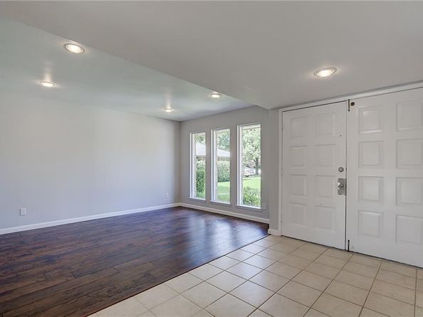 7881  La Cabeza Drive , Dallas Texas 75248