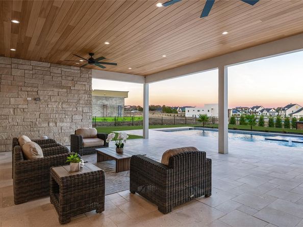 316  Longview Place , Heath Texas 75032