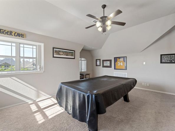 724  Marietta Lane , Aubrey Texas 76227