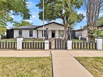 5057  Roberts Drive 
