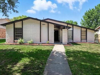 2801  Ashglen Drive 