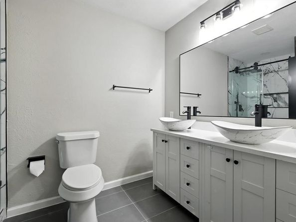 2801  Ashglen Drive , Garland Texas 75043