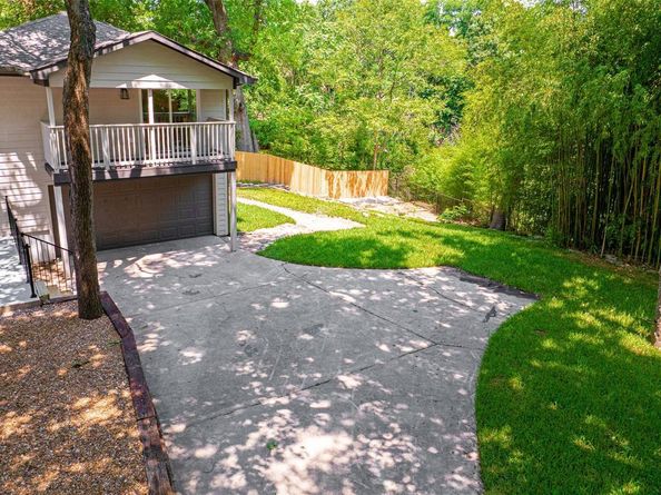 9015  Vinewood Drive , Dallas Texas 75228