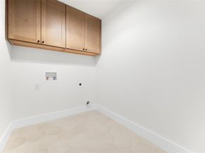 9015  Vinewood Drive , Dallas Texas 75228