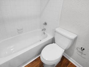 1903  Wyndemere Lane , Garland Texas 75042