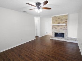1903  Wyndemere Lane , Garland Texas 75042