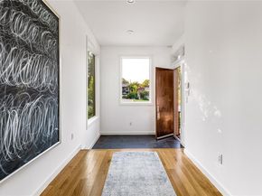 7326  Lakewood Boulevard , Dallas Texas 75214