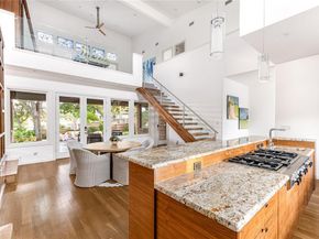 7326  Lakewood Boulevard , Dallas Texas 75214